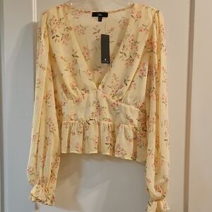 NWT Lulu's Yellow Floral Sheer Ruffled Peplum Blouse. Sze XL.